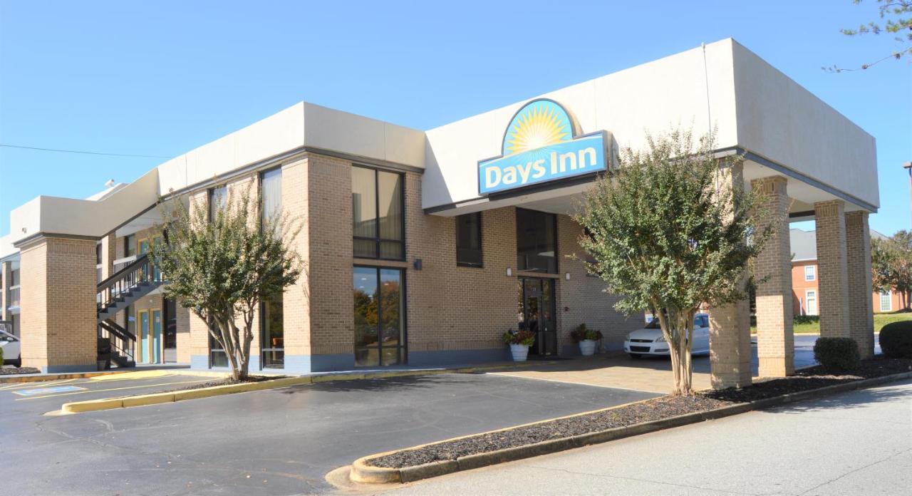 Days Inn By Wyndham Easley West Of Greenville/Clemson Area Esterno foto