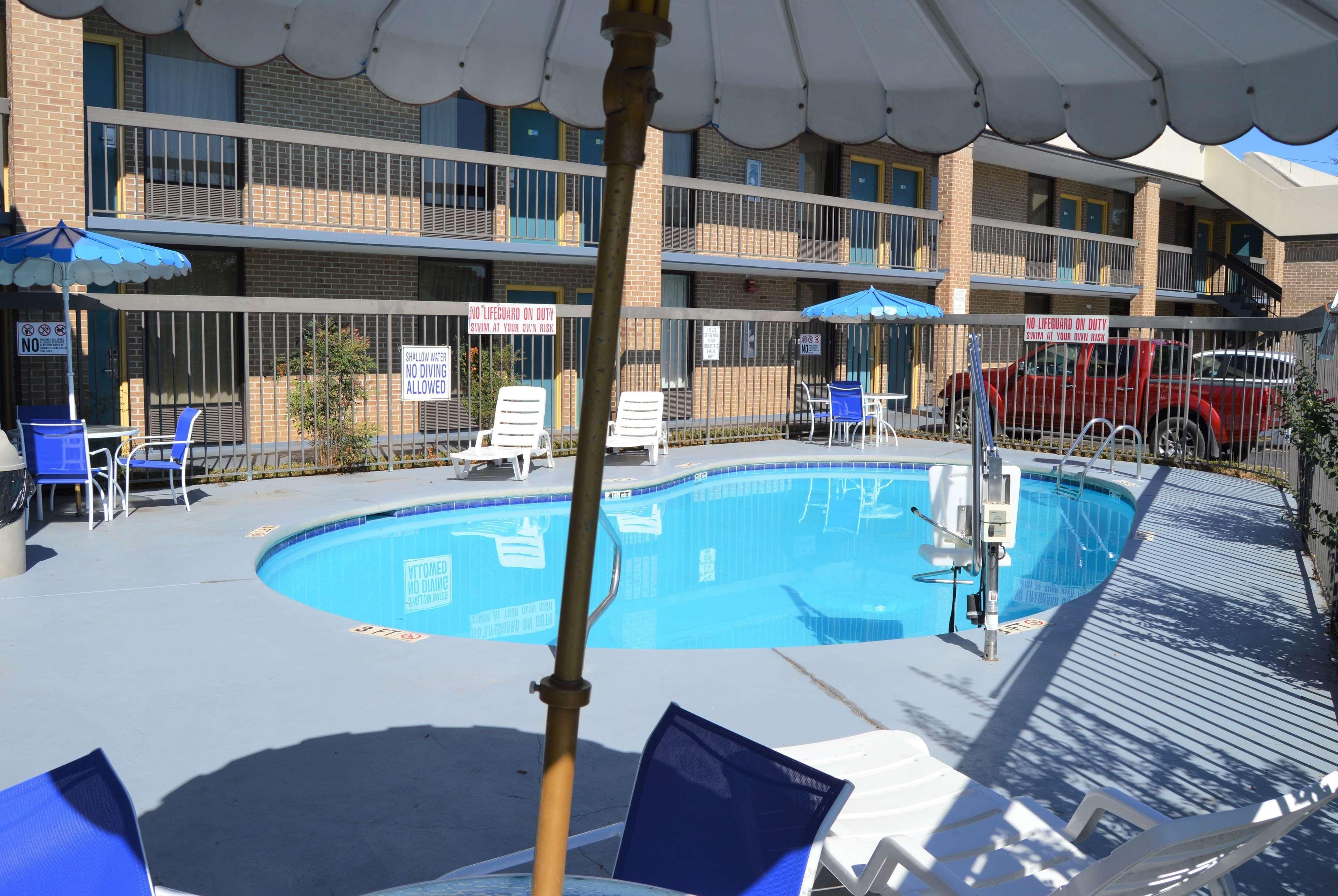 Days Inn By Wyndham Easley West Of Greenville/Clemson Area Esterno foto