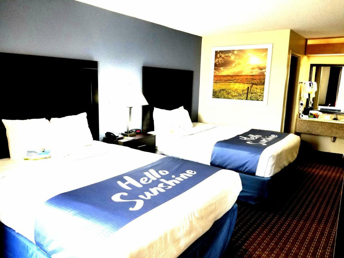 Days Inn By Wyndham Easley West Of Greenville/Clemson Area Esterno foto