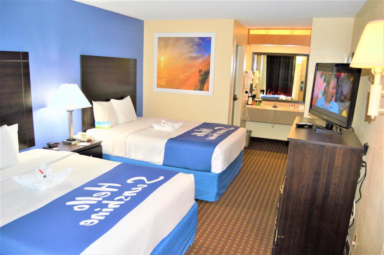 Days Inn By Wyndham Easley West Of Greenville/Clemson Area Esterno foto